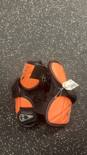 Vist Large View of Product Image Which is Used Under Armour ARM GUARD Lacrosse Arm Pads/Guards Orange LG