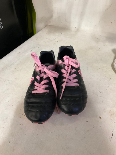 Vist Large View of Product Image Which is Used Brava Soccer Cleats Pink Youth 13.0