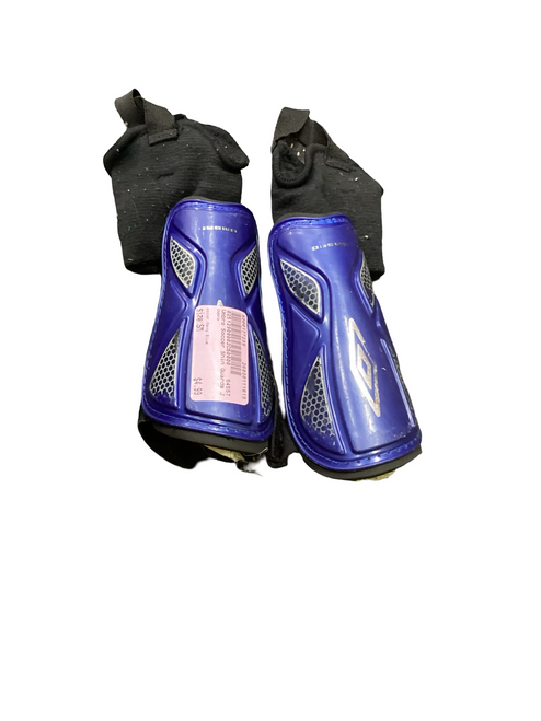 Vist Large View of Product Image Which is Used Umbro Soccer Shin Guards Junior Navy Blue SM