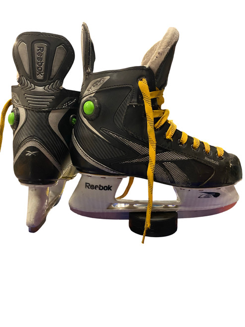Vist Large View of Product Image Which is Used Reebok XT CORE Intermediate Hockey Skate Intermediate 5.0