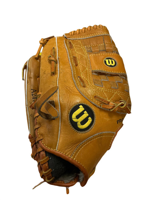 Vist Large View of Product Image Which is Used Wilson ELITE BB/SB Glove LH Throw Brown 13"