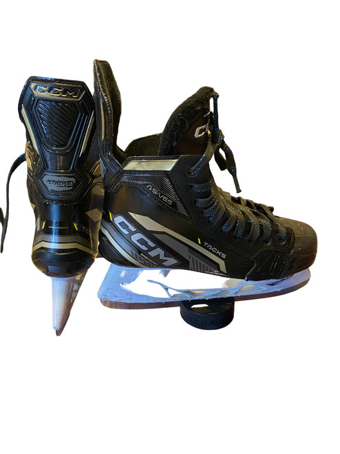 Vist Large View of Product Image Which is Used CCM TACKS V65 Senior Hockey Skate Senior 7