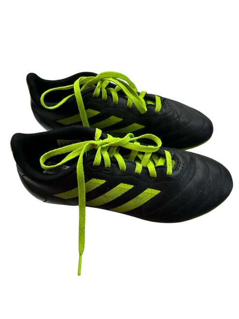 Vist Large View of Product Image Which is Used Adidas Soccer Cleats Black And Green Junior 04