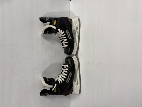 Vist Large View of Product Image Which is Used Bauer SUPREME PRO Senior Hockey Skate Senior 6