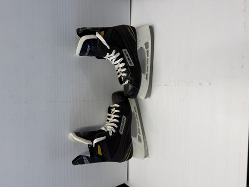 Vist Large View of Product Image Which is Used Bauer SUPREME PRO Senior Hockey Skate Senior 8