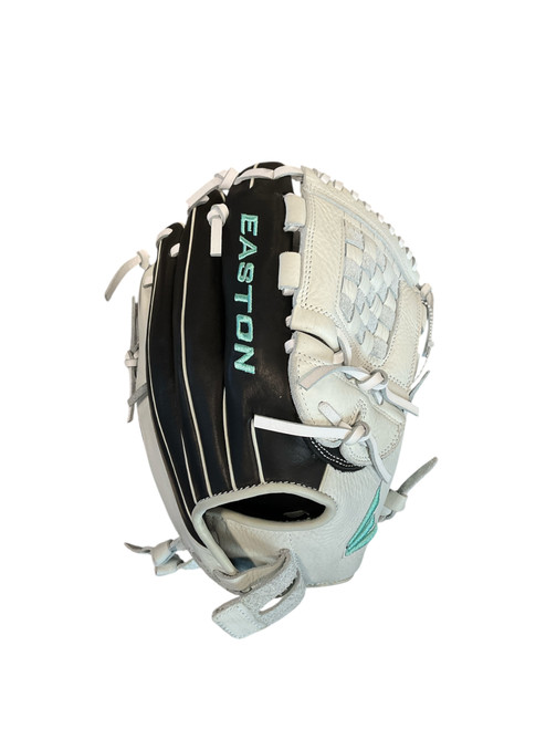 Vist Large View of Product Image Which is Used Easton FUNDAMENTAL SERIES BB/SB Glove RH Throw None 12"