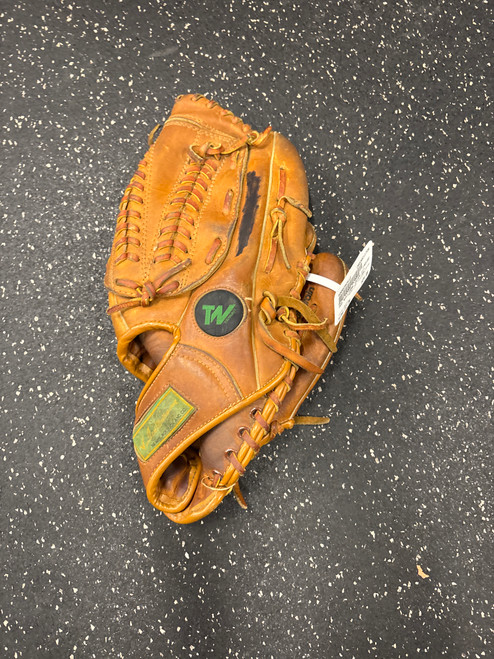 Vist Large View of Product Image Which is Used TED WILLIAMS 16184 BB/SB Glove RH Throw Brown 12"