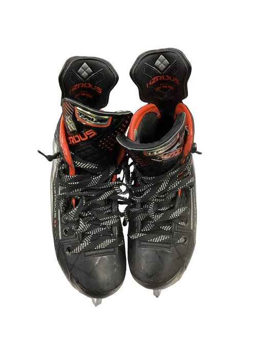 Vist Large View of Product Image Which is Used True HZRDUS 9X Junior Hockey Skate Junior 03