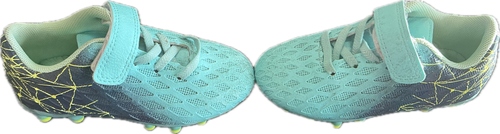 Vist Large View of Product Image Which is Used Soccer Cleats None Youth 08.0