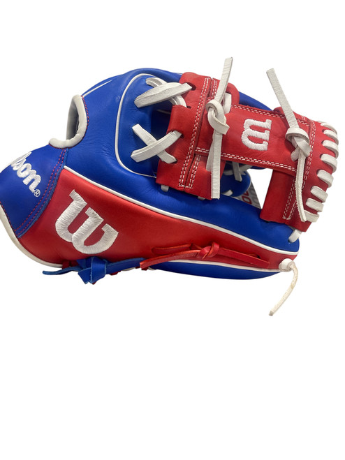Vist Large View of Product Image Which is Used Wilson A1000 DP15 BB/SB Glove RH Throw Royal Blue 11 1/2"