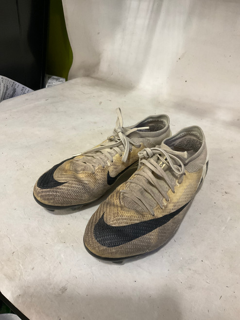 Vist Large View of Product Image Which is Used Nike Soccer Cleats White Senior 5