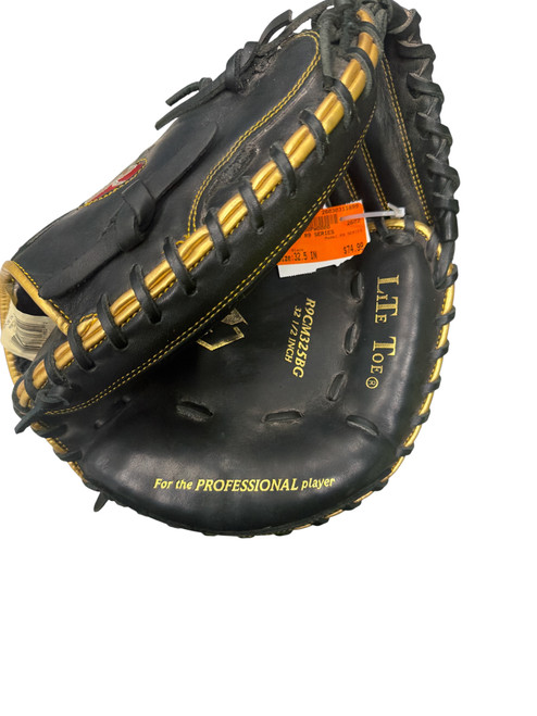 Vist Large View of Product Image Which is Used Rawlings R9 SERIES BB/SB Catchers RH Throw Black 32 1/2"