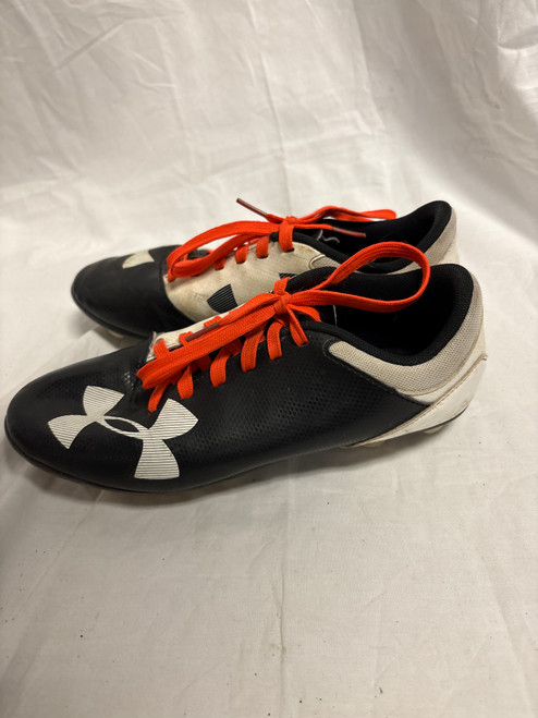 Vist Large View of Product Image Which is Used Under Armour Soccer Cleats Black Junior 04