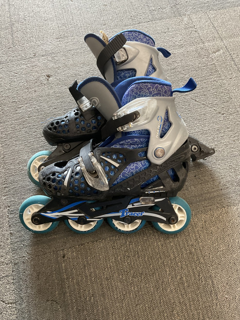 Vist Large View of Product Image Which is Used RollerDerby TRACER Junior Aggressive Skates Black Adjustable