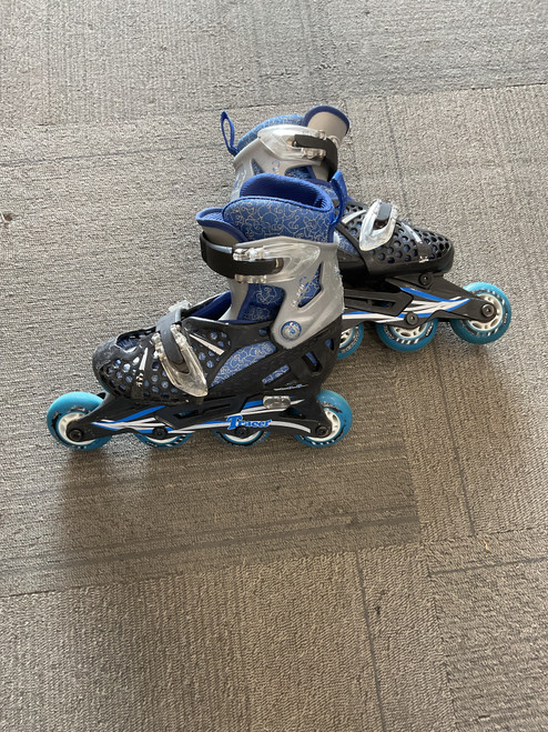 Vist Large View of Product Image Which is Used RollerDerby TRACER Junior Aggressive Skates Black Adjustable
