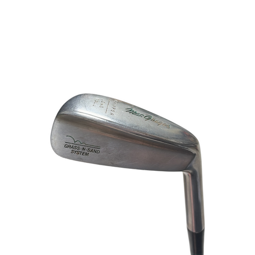 Vist Large View of Product Image Which is Used MacGregor LONG ROLL Golf Chipper Right Hand