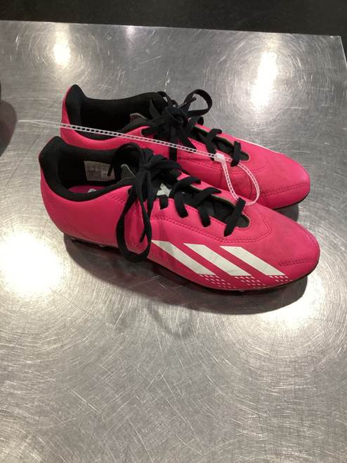 Vist Large View of Product Image Which is Used Adidas Soccer Cleats Pink Junior 03.5