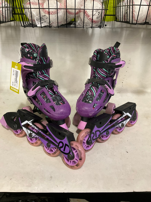 Vist Large View of Product Image Which is Used RollerDerby 2 IN 1 COMBO Junior Roller Quad Skates Purple Junior 03