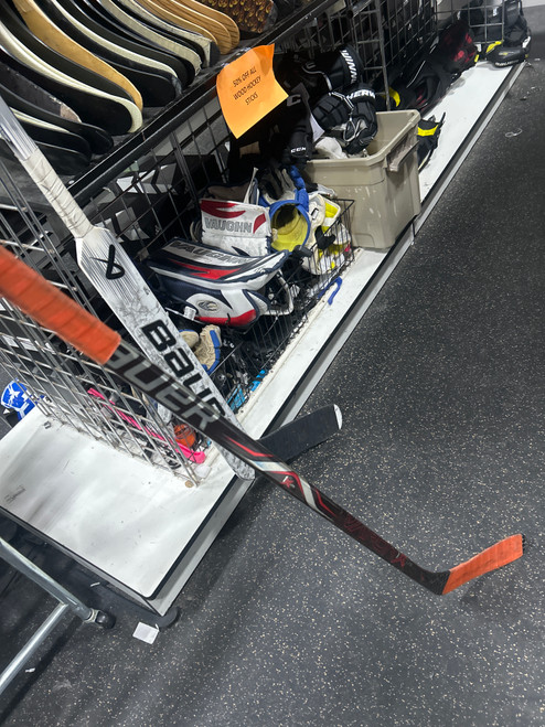 Vist Large View of Product Image Which is Used Bauer VAPOR X LITE Junior One Piece Left 35 Flex