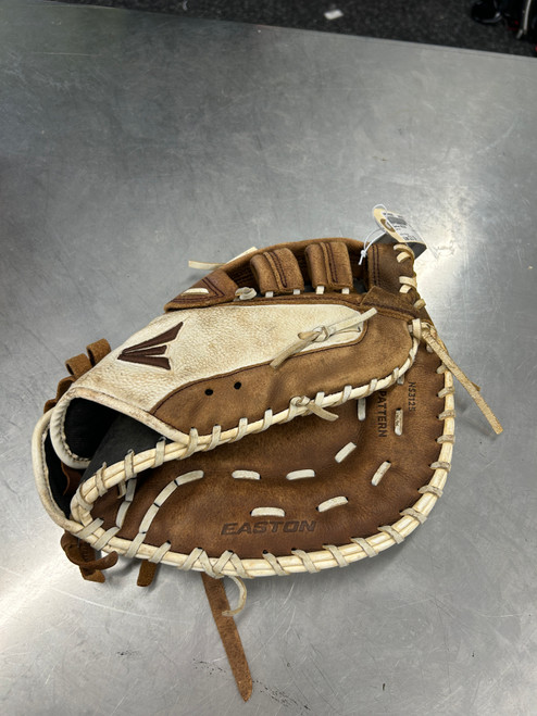 Vist Large View of Product Image Which is Used Easton NS3125 BB/SB First Base RH Throw Brown 12 1/2"