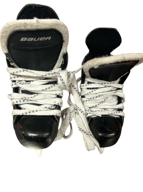 Vist Large View of Product Image Which is Used Bauer 140 Youth Hockey Skate Youth 08.0