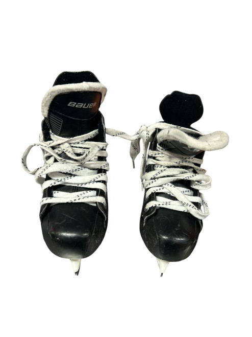 Vist Large View of Product Image Which is Used Bauer ONE20 Youth Hockey Skate Youth 10.0