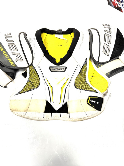 Vist Large View of Product Image Which is Used Bauer IGNITE Senior Shoulder Pads SM