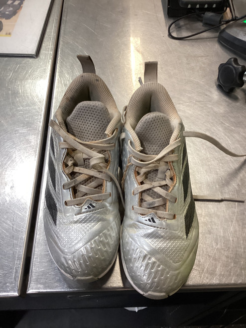 Vist Large View of Product Image Which is Used Adidas ADIDAS INSTINCT BB/SB Cleats Grey Junior 01.5