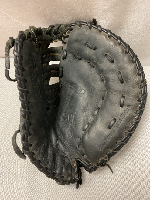 Vist Large View of Product Image Which is Used Rawlings RENEGADE BB/SB First Base RH Throw Black 12 1/2"