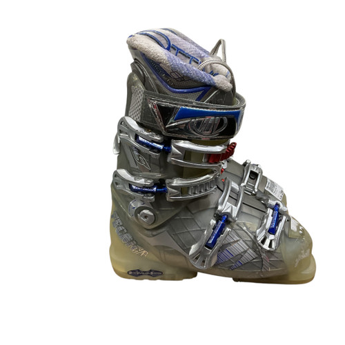 Vist Large View of Product Image Which is Used Tecnica VENTO 3.0 Womens DH Ski Boot Grey 235 MP - J05.5 - W06.5