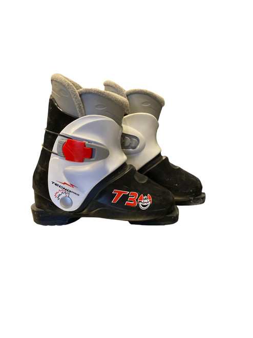 Vist Large View of Product Image Which is Used Tecno Pro T30 Boys DH Ski Boot Black 215 MP - J03
