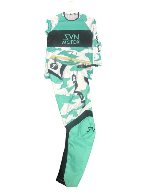 Vist Large View of Product Image Which is Used SVN Adult Bottom Kelly green LG