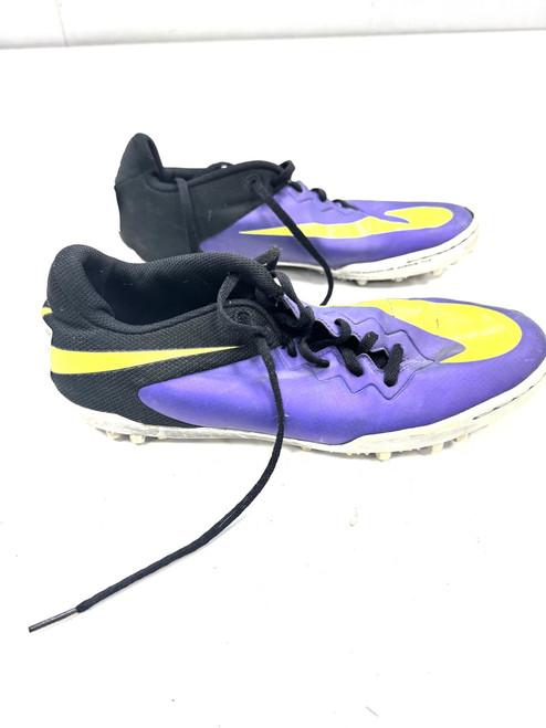 Vist Large View of Product Image Which is Used Nike Soccer Turf Shoes Purple Senior 9
