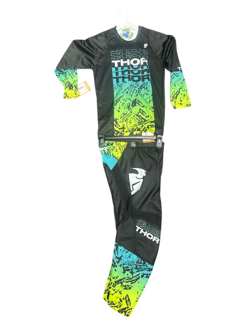 Vist Large View of Product Image Which is Used Thor Youth Bottom Black MD