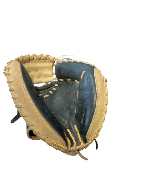 Vist Large View of Product Image Which is Used Rawlings GG ELITE BB/SB Catchers RH Throw Tan And Black 32 1/2"