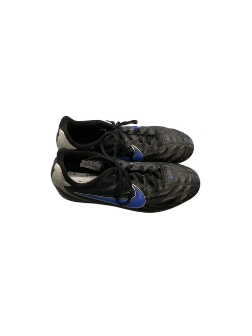 Vist Large View of Product Image Which is Used Nike Soccer Cleats Black Junior 03.5
