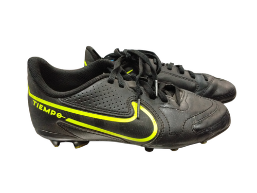 Vist Large View of Product Image Which is Used Nike TIEMPO Soccer Cleats Black Junior 03.5