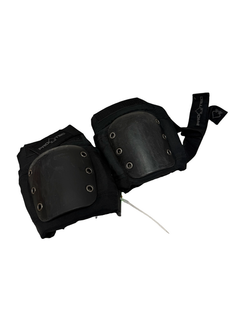 Vist Large View of Product Image Which is Used Pro-Tec Street Youth Kneepads Black MD