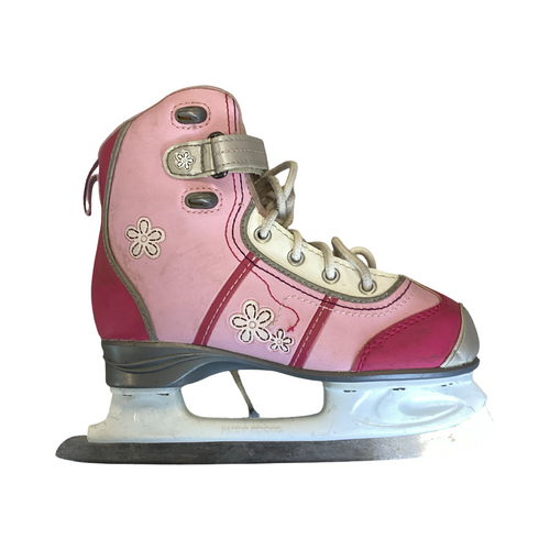 Vist Large View of Product Image Which is Used CCM Girls Softboot Skate Pink Junior 02
