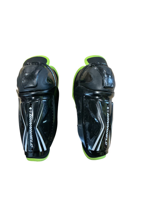 Vist Large View of Product Image Which is Used WinnWell NXT Youth Shin Guards Black 9"
