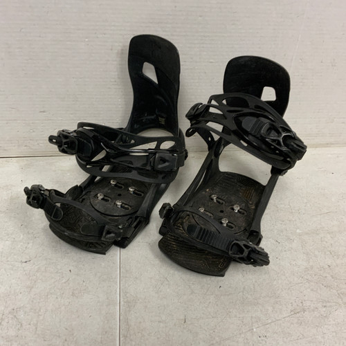 Vist Large View of Product Image Which is Used Head Mens Binding Only White MD