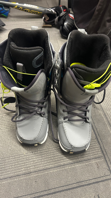 Vist Large View of Product Image Which is Used Forum THE TRAMP Mens Snowboard Boots None Senior 9