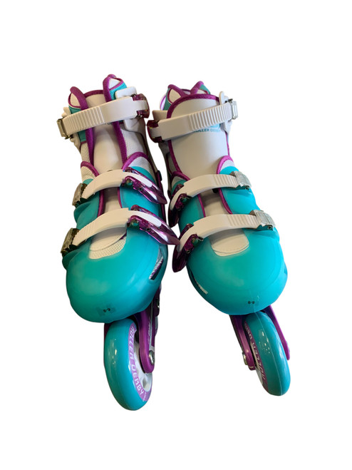 Vist Large View of Product Image Which is Used RollerDerby V-TECH500 Senior Rec Fitness Skates Purple Adjustable