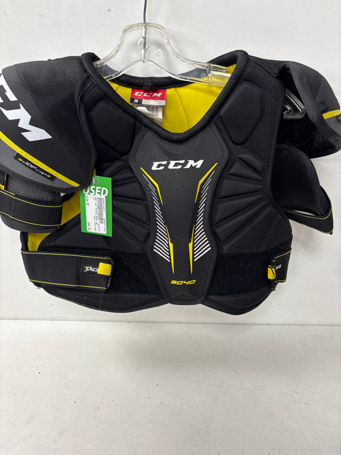 Vist Large View of Product Image Which is Used CCM TACKS 9040 Senior Shoulder Pads SM
