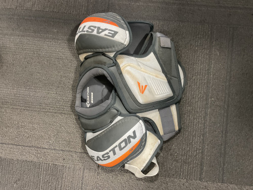 Vist Large View of Product Image Which is Used Easton M3 Junior Shoulder Pads SM
