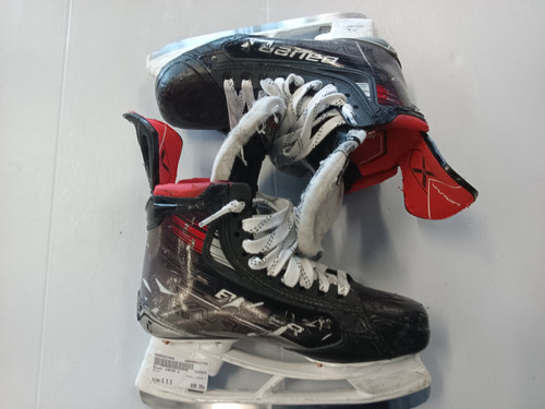 Vist Large View of Product Image Which is Used Bauer VAPOR X 5 Pro Senior Hockey Skate Senior 5.5