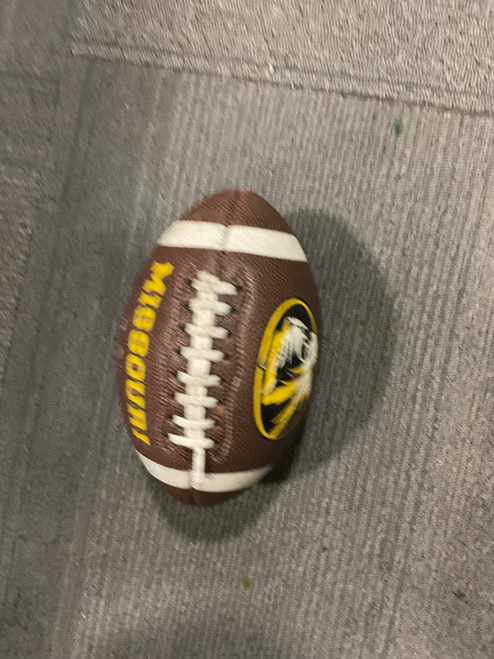 Vist Large View of Product Image Which is Used Rawlings PeeWee Football