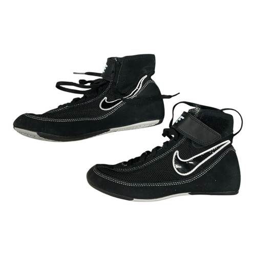 Vist Large View of Product Image Which is Used Nike Wrestling Shoes Black Junior 03
