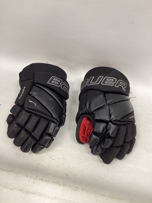 Vist Large View of Product Image Which is Used Bauer VAPOR 3X Junior Gloves Black 12"