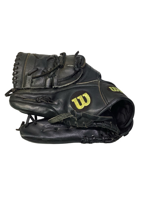 Vist Large View of Product Image Which is Used Wilson A2000 CK22 GM PRO STOCK BB/SB Glove LH Throw Black 11 3/4"